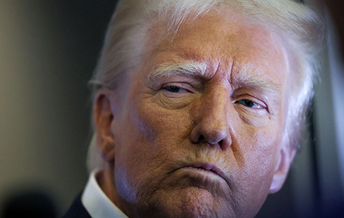 Трампу представили військові варіанти дій, якщо переговори з Іраном проваляться